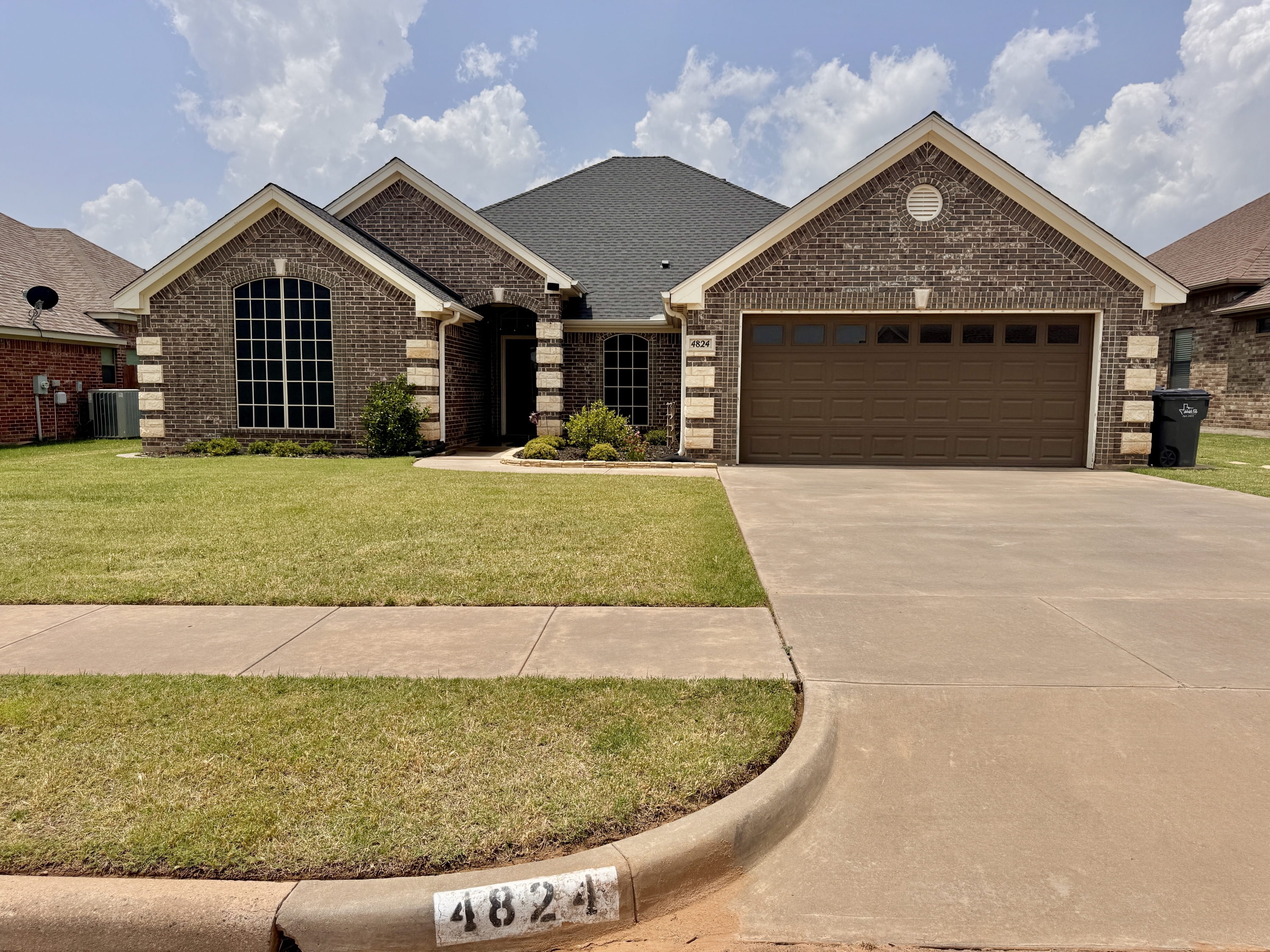 4824 Olivia Lane