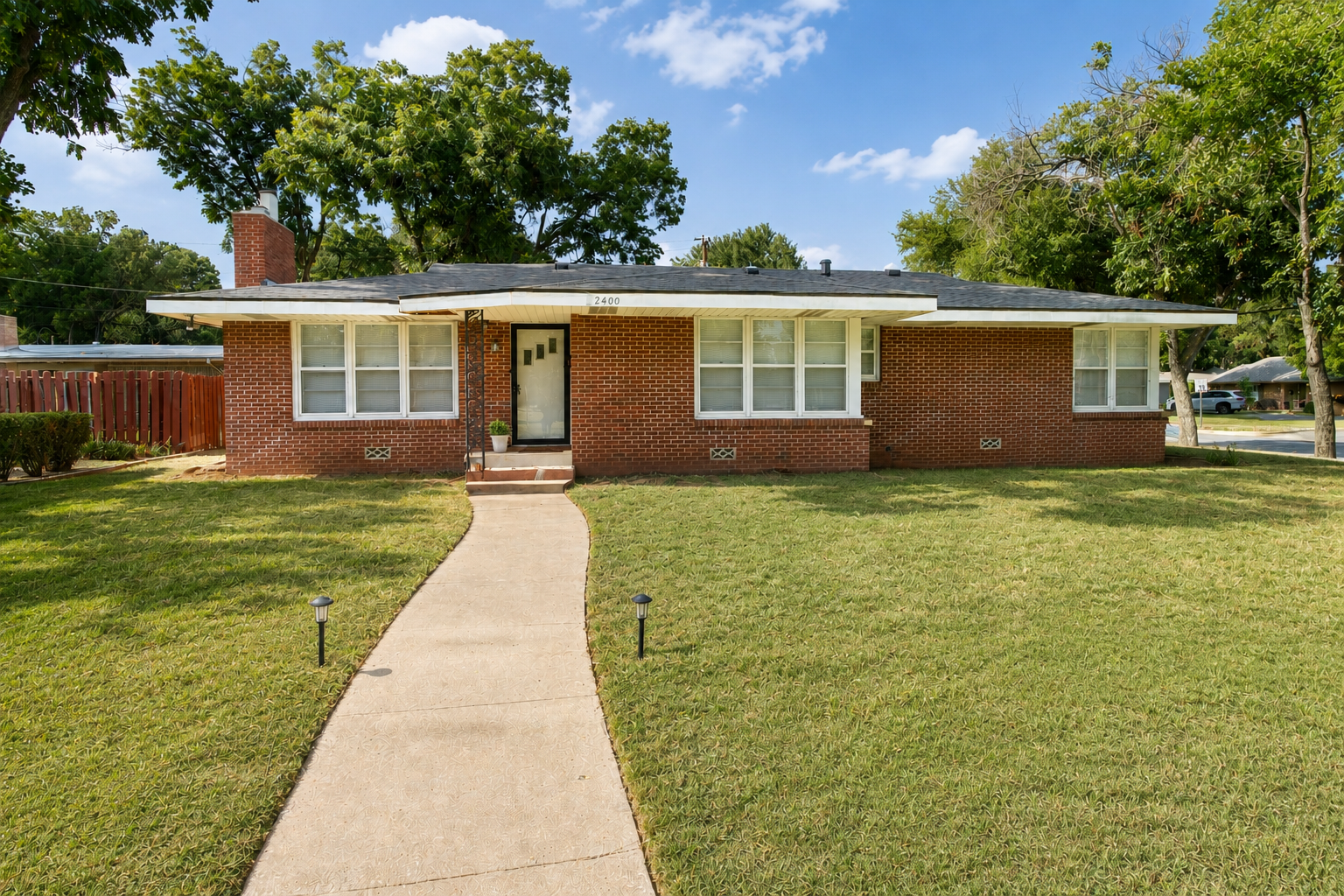 2400 Hampstead Lane